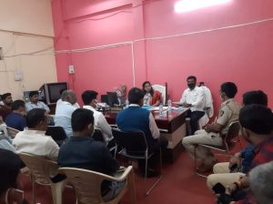 Read more about the article तहसीलदार चिमूर यांच्या दालनात घोडा यात्रा उत्सव सन २०२२ ची नियोजन आढावा बैठक संपन्न झाली.