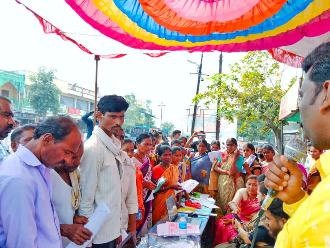 Read more about the article स्वतंत्र विदर्भ राज्यासाठी नागपूर येथे मानवी शृंखला व दिल्ली येथे संसदेवर हल्लाबोल आंदोलन