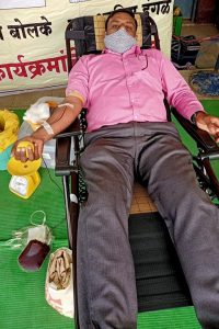 Read more about the article शिक्षकाने छत्रपती शिवजयंतीला केले ४० वे रक्तदान,रक्तदानाची जनजागृती करणारा शिक्षक राजेंद्र टेकाडे