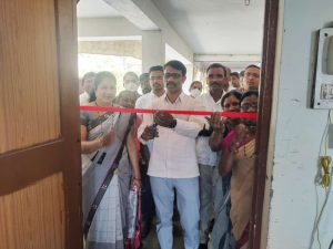 Read more about the article नारंडा येथे ३४२ लाभार्थ्यांना नेत्र तपासणी करून मोफत चष्मे वाटप,जिल्हा परिषद सभापती सुनीलभाऊ उरकुडे यांची प्रमुख उपस्थिती