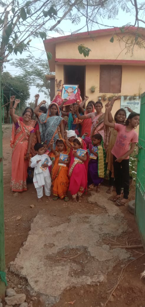 Read more about the article सावरखेड येथे सावित्रीबाई फुले यांची पुण्यतिथी साजरी