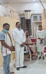 Read more about the article रुग्णसेवक “रितेश भरुट” व “प्राची भरुट” यांची रुग्णसेवा रुग्णांसाठी वरदान