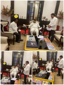 Read more about the article उर्जा मंत्री ना. राऊत यांची घेतली किरण कुमरे यांनी भेट .