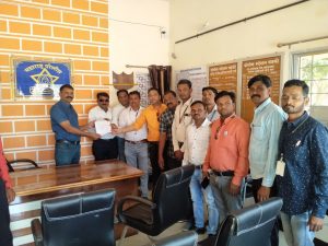 Read more about the article धमकीप्रकरणी कारवाईसाठी ग्रामसेवक संघटनेचे निवेदन