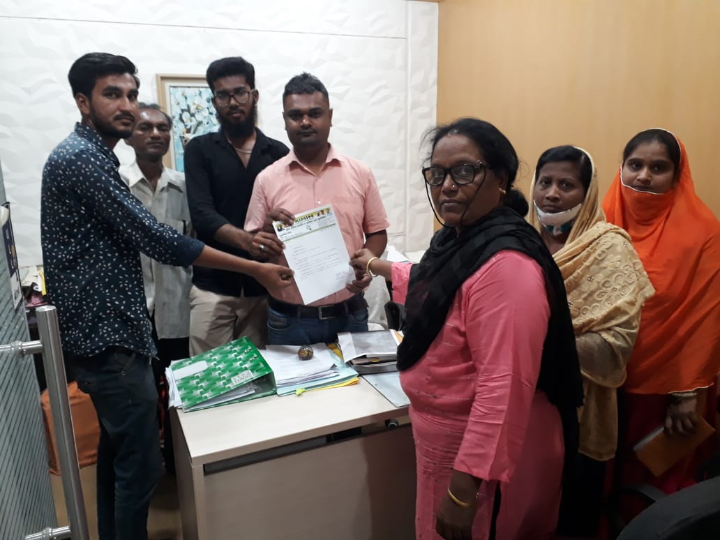 Read more about the article वरोरा शहरातील प्रभाग क् ११ मधील पिण्याच्या पाण्याची टंचाई च्या प्रश्ना वर एआयएमआयएम तर्फे मुख्याधिकारी नगर परिषद यांना निवेदन