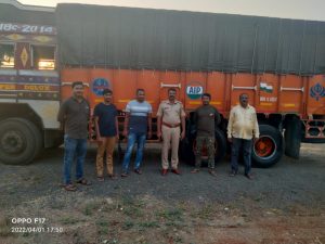 Read more about the article देवधरी घाटात आंतरराज्यीय गोवंश तस्करीचा पर्दाफाश,२६ लाखांचा मुद्देमाल जप्त; ट्रकचालक पसार