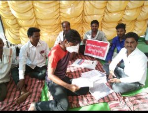 Read more about the article पियुष रेवतकर यांची आमरण उपोषणाला भेट मत्स्य व्यावसायिकांना न्याय न मिळाल्यास गाठ संभाजी ब्रिगेडशी -पियुष रेवतकर.