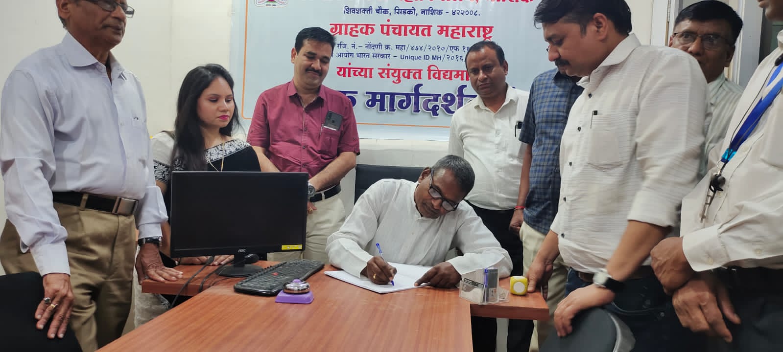 Read more about the article ग्राहक पंचायत महाराष्ट्र  व नवजीवन विधी महाविद्यालय यांचे संयुक्त विद्यमाने ग्राहक मार्गदर्शन केंद्राचे उद्घाटन  व सामंजस्य करार संपन्न