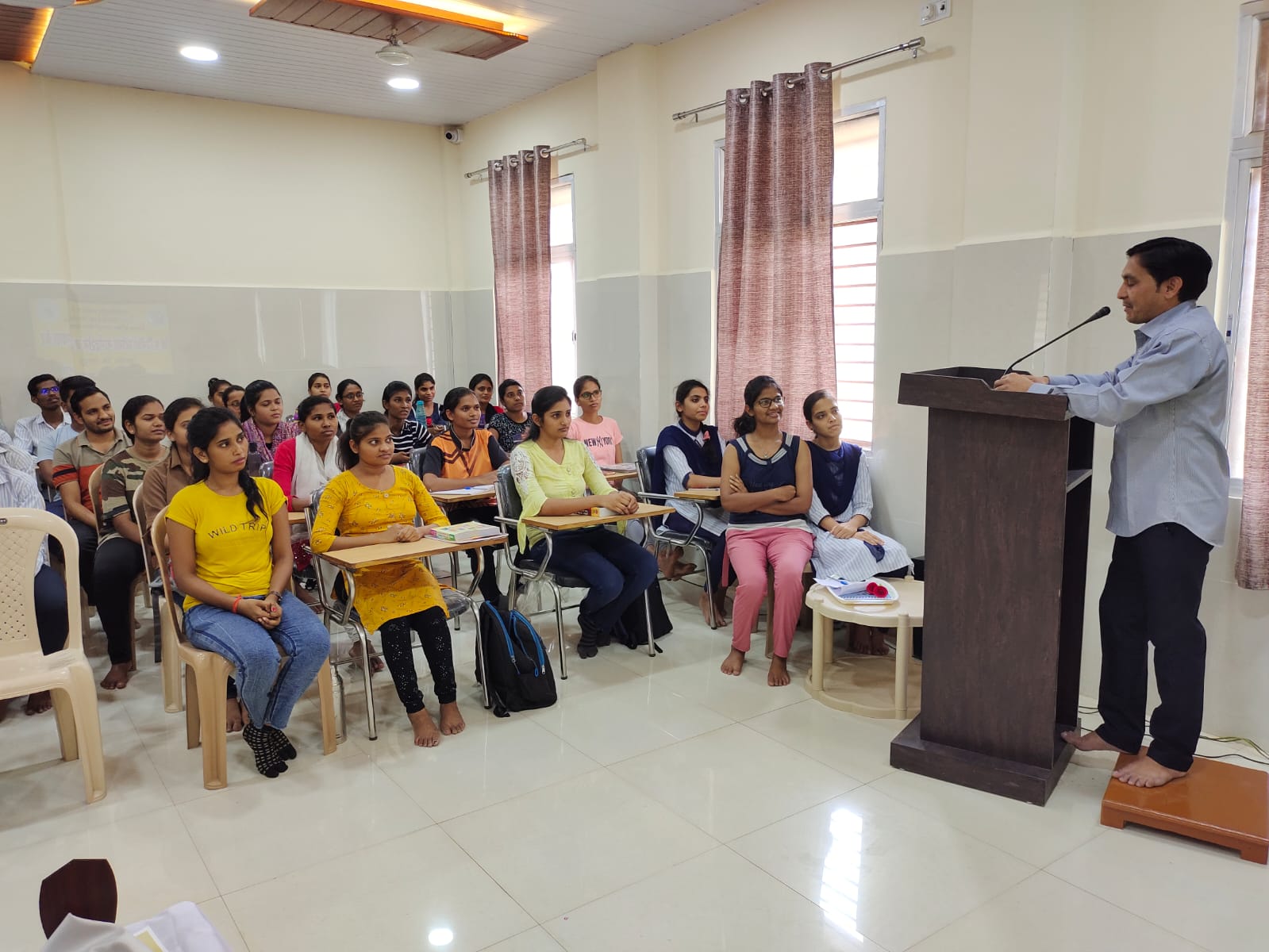 Read more about the article डॉ. आंबेडकरांनी समाजाचे ऋण फेडले – डॉ. चंदू देशपांडे