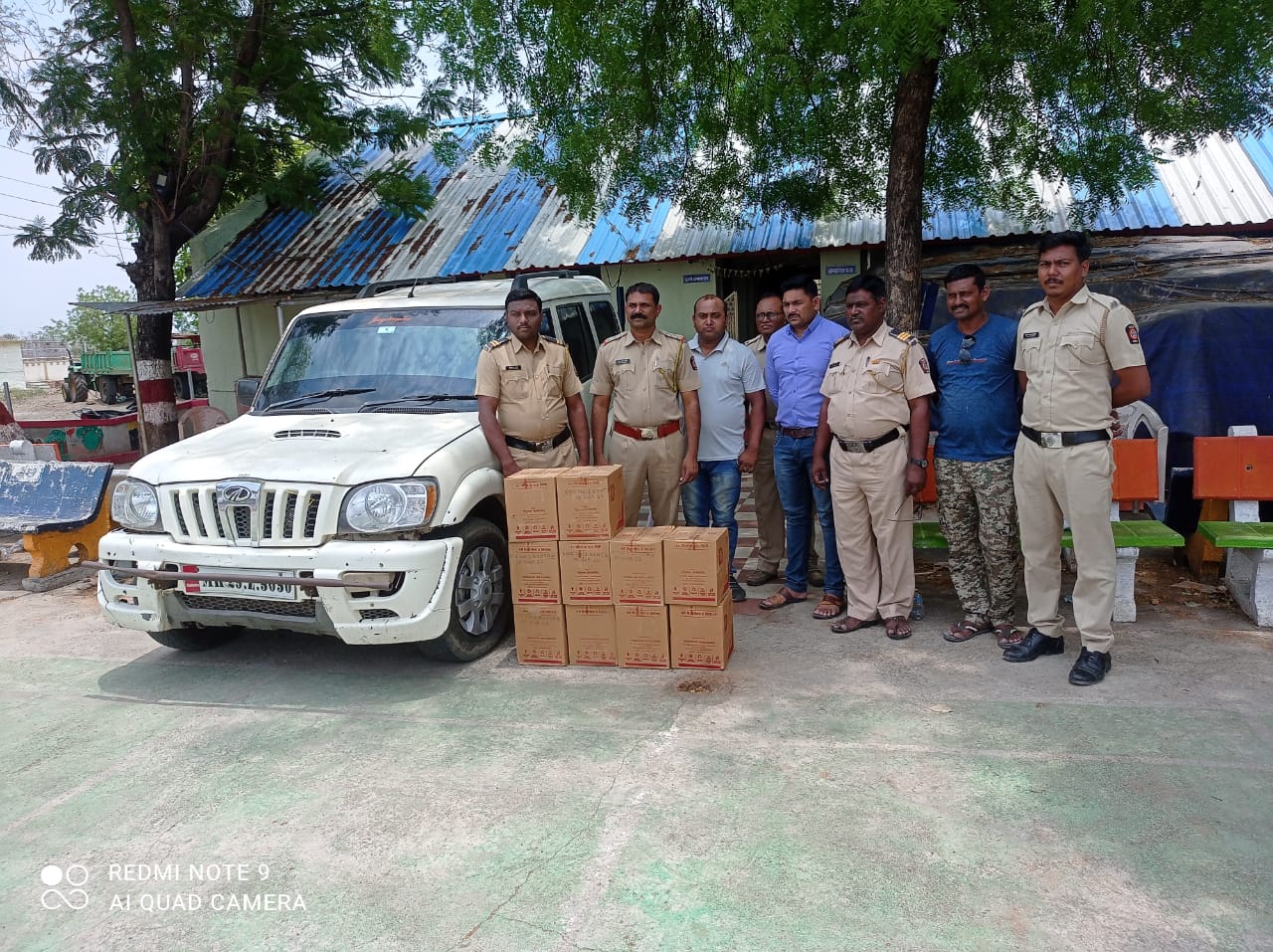 Read more about the article वडकी पोलीस स्टेशनची अवैद्यधंद्या वर जोमात, कारवाई,ठाणेदार विनायक जाधव यांच्या नेतृत्वात 08,69,380/– रू दारू साठा जप्त