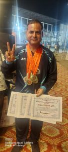 Read more about the article नांदेड जिल्ह्यातील तलाठी श्री बाबर यांनी विभागीय स्पर्धेत पटकावले 8 गोल्ड मेडल आणि 1 सिल्वर मेडल