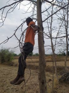 Read more about the article कसरगठ्ठा येथील इसमाची गळफास घेऊन आत्महत्या