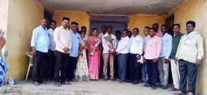 Read more about the article खैरी सोसायटीच्या अध्यक्षपदी रविंद्रभाऊ निवल व उपाध्यक्षपदी सपनाताई सचिन तगंडपल्लीवार यांची बिन विरोध निवड