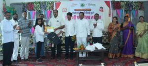 Read more about the article विद्यार्थ्यांनी गुण आणि गुणवत्ता याचा समन्वय साधावा मा. शिक्षण मंत्री वसंतरावजी पुरके साहेब राळेगाव शहरातील गौरव सोहळ्यात विद्यार्थ्यांना मार्गदर्शन