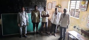 Read more about the article साखरा शाळेच्या इमारतीची दुर्दशा , निर्लेखनाचे आदेश नसतांनाही पाडले मुलांचे स्वच्छतागृह , प्रशासनाचे दुर्लक्ष