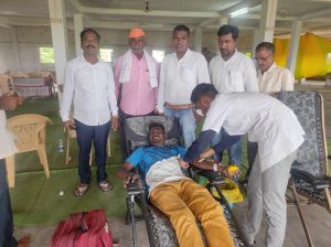 Read more about the article स्व. नंदूभाऊ सुर बहुद्देशीय सामाजिक संस्था माजरी तर्फे रक्तदान शिबिर व मोफत आरोग्य तपासणी
