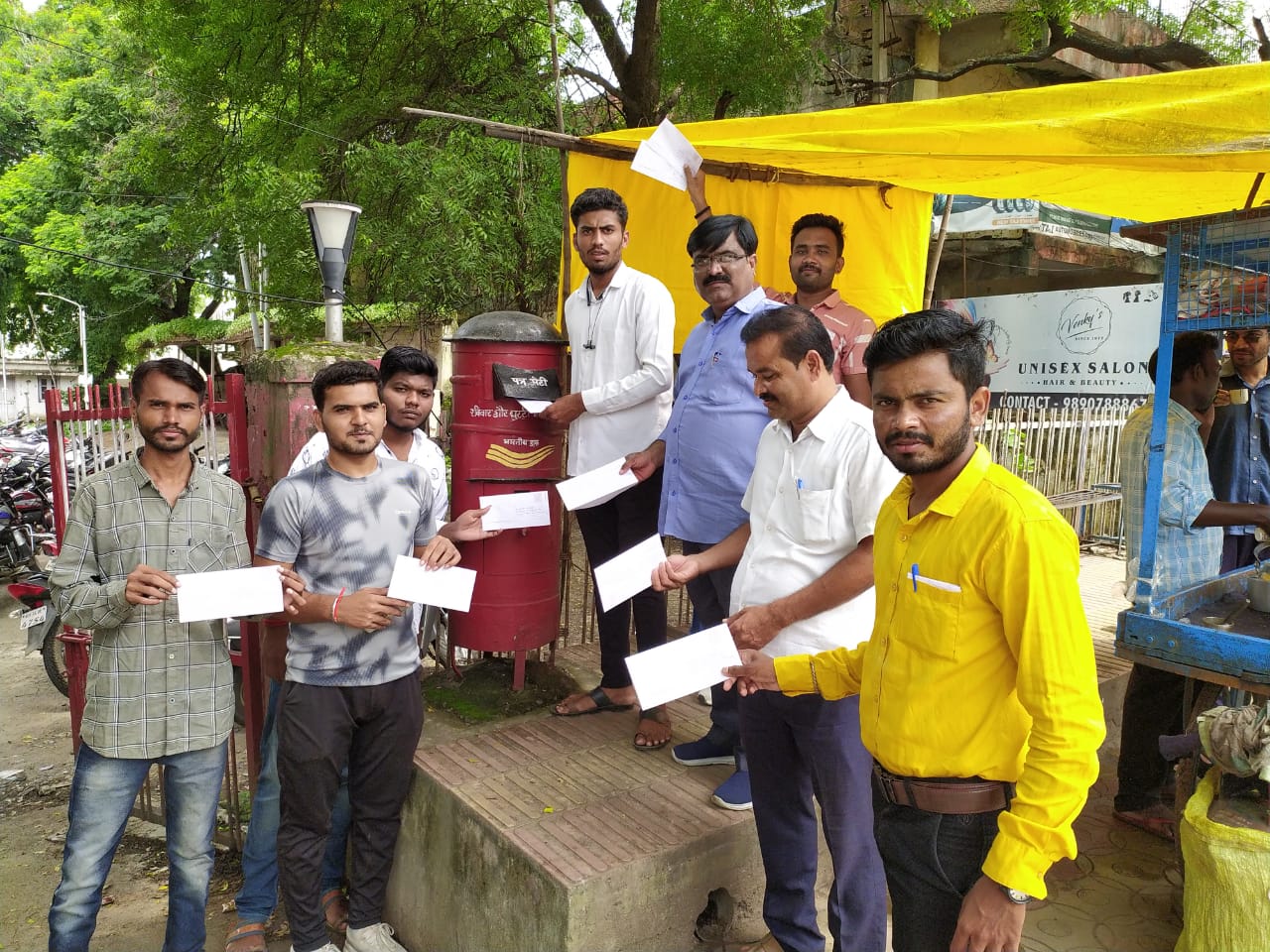 Read more about the article राज्यपाल भगतसिंह ‘कोशियारी’ यांना राष्ट्रवादी युवक काँग्रसने पाठविले १ हजार पत्र