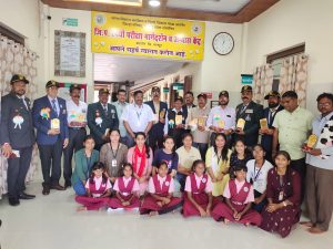 Read more about the article भावी अधिकाऱ्यांनी बांधल्या माजी सैनिकांना राख्या,रक्षाबंधनातून माजी सैनिकाविषयी कृतज्ञता व्यक्त