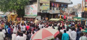 Read more about the article हिमायतनगर शहरात अण्णाभाऊ साठे यांची जयंती मोठया उत्साहात साजरी.. सर्व पक्षीय कार्यकर्त्यांनी प्रतिमेला पुष्पहार घालून केले अभिवादन ..