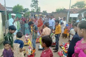 Read more about the article विडूळात रंगली तान्हा पोळ्याची मैफिल