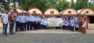 Read more about the article कृषीकन्यांनी केला गाजरगवत जागरूकता सप्ताह साजरा