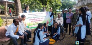 Read more about the article विद्यार्थीनींनीकडून शेतकऱ्यांना अझोला उत्पादनाचे ‘प्रशिक्षण