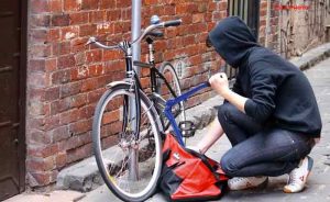 Read more about the article बसस्थानक परिसरातून सायकल चोरी