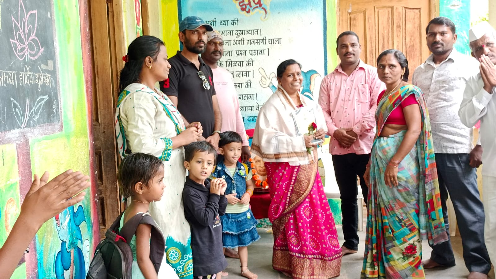 Read more about the article सोनगांव जिल्हा परिषद शाळेत शिक्षक दिन उत्साहात साजरा