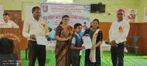 Read more about the article कारंजा येथे वुशूचा प्रमाणपत्र वितरण सोहळा संपन्न,क्रीडा अधिकारी यांच्या प्रमुख उपस्थितीत प्रमाणपत्र वितरित.