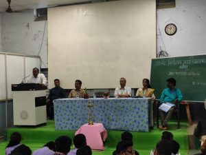 Read more about the article आनंद निकेतन महाविद्यालयात जात प्रमाणपत्र व जात वैधता प्रमाणपत्र यावर मार्गदर्शनाचे आयोजन.