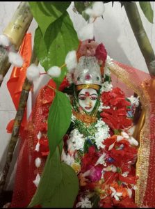 Read more about the article जगदंबा माता मंदिर बोर्डिंग येथे नवरात्र निमित्त भाविकांची गर्दी