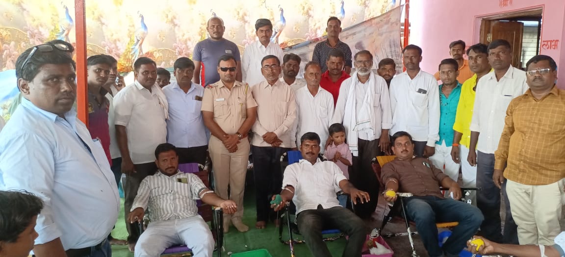 Read more about the article अकोली येथील शिवराय दुर्गोत्सव मंडळातर्फे रक्तदान शिबीराचे आयोजन, मंडळाचा  नाविन्यपूर्ण उपक्रम