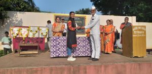 Read more about the article के. बी. एच. विद्यालय पवन नगर येथे महात्मा गांधी व लाल बहादूर शास्त्री यांच्या जयंती व संस्थेचा वर्धापन दिन साजरा