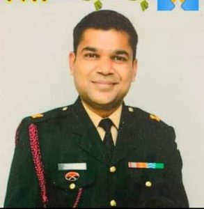 Read more about the article लेप्टनंट कर्नल वासुदेव आवारी यांचा मृत्यदेह रात्री ८ पर्यंत वणीत दाखल होणार,मानवंदना देण्यासाठी तालुक्यातील हजारो नागरिक राहणार उपस्थित