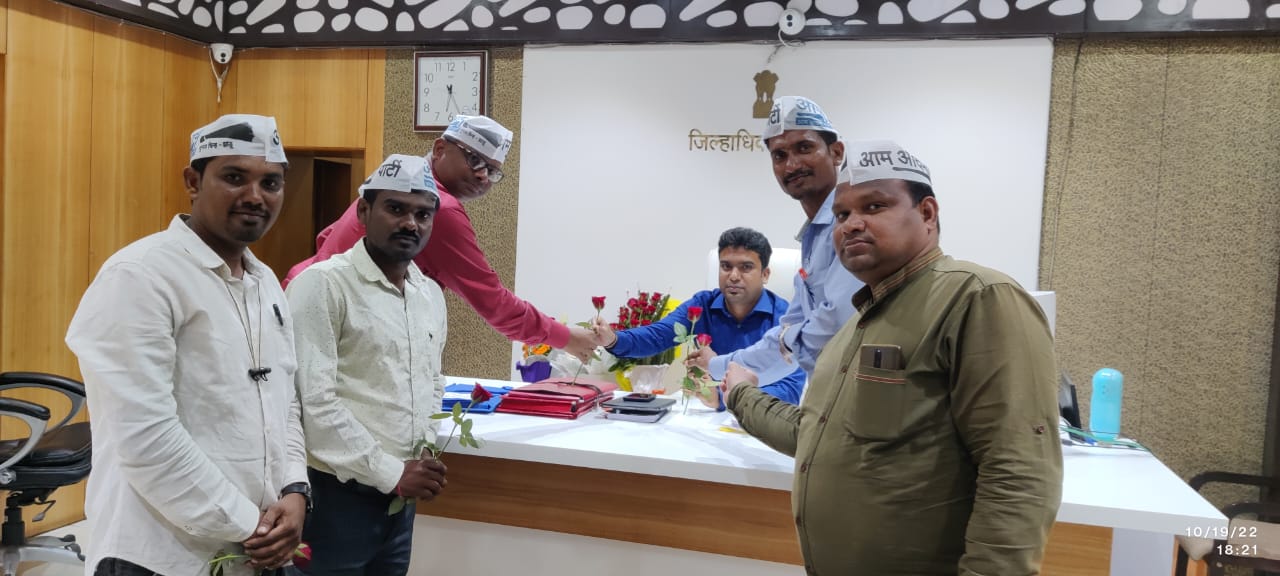 Read more about the article जिल्हा पुरवठा अधिकारी यांचे टक्केवारीमुळे स्व‌स्त धान्य दुकानदार कमिशनपासून वंचित ,आप चे निवेदन