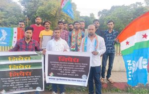 Read more about the article महाराष्ट्रात येणारे उद्योगधंदे, लाखो कोटींची गुंतवणूक,त्यामुळे निर्माण होणारे लाखो रोजगार गुजरातेत जातातच कसे?