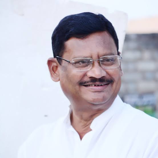 Read more about the article कोरपना तालुक्यात आमदार सुभाष धोटे यांच्या नेतृत्वाखाली काँग्रेसची सरशी