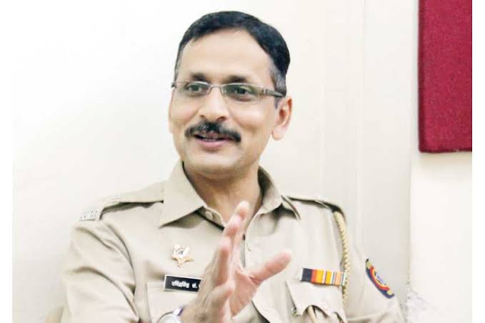 Read more about the article जिल्ह्याचे नवे जिल्हा पोलीस अधीक्षक रवींद्रसिंह परदेशी