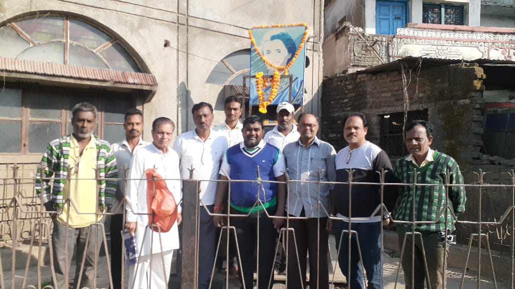 Read more about the article सेवादल कॉंग्रेस कमिटीतर्फे आयरन लेडी स्व. इंदिरा गांधी यांची जयंती साजरी