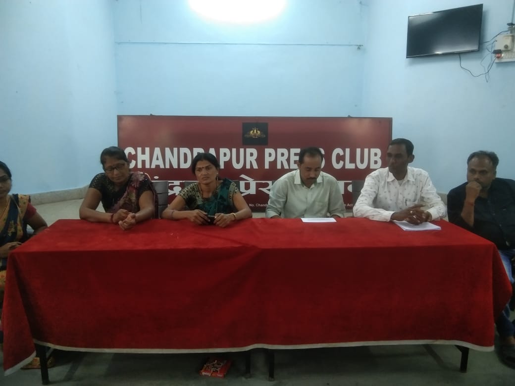 Read more about the article कलकाम कंपनीच्या गुंतवणूकदारांची पुन्हा मनसे प्रमुख राज ठाकरे यांच्याकडे धाव,100 कोटीच्या वर गुंतवणूकदारांची फसवणूक प्रकरण