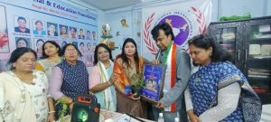 Read more about the article नॅशनल चाइल्ड अँड वुमन डेव्हलपमेंट कौन्सिलच्या वतीने मुंबई  मनिषा तिरणकर “रत्न श्री 2022 अवॉर्डने सन्मानित