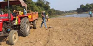 Read more about the article जेवली राऊंड प्रादेशिक वनातून बेधडक रेती तस्करी