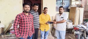 Read more about the article प्रामाणिकता जीवंत असल्याचा सुखद प्रत्यय [गोपाल सांगानी यांनी पैशाचे पॉकेट केले परत ]