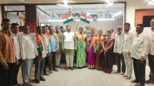 Read more about the article भाजपाचे माजी जि.प.सदस्य मा.राहुलभाऊ संतोषवार यांच्या नेतृत्वाखाली ग्रामपंचायत चक हत्तीबोडी येथील सरपंच सहित पाच सदस्याचा भाजप मध्ये पक्षप्रवेश