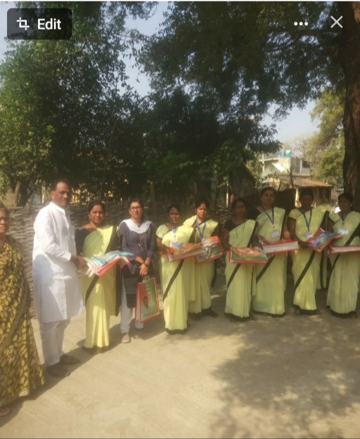 Read more about the article आशा वर्कर भगिनीं ची तीळ संक्रांत गोड झाली