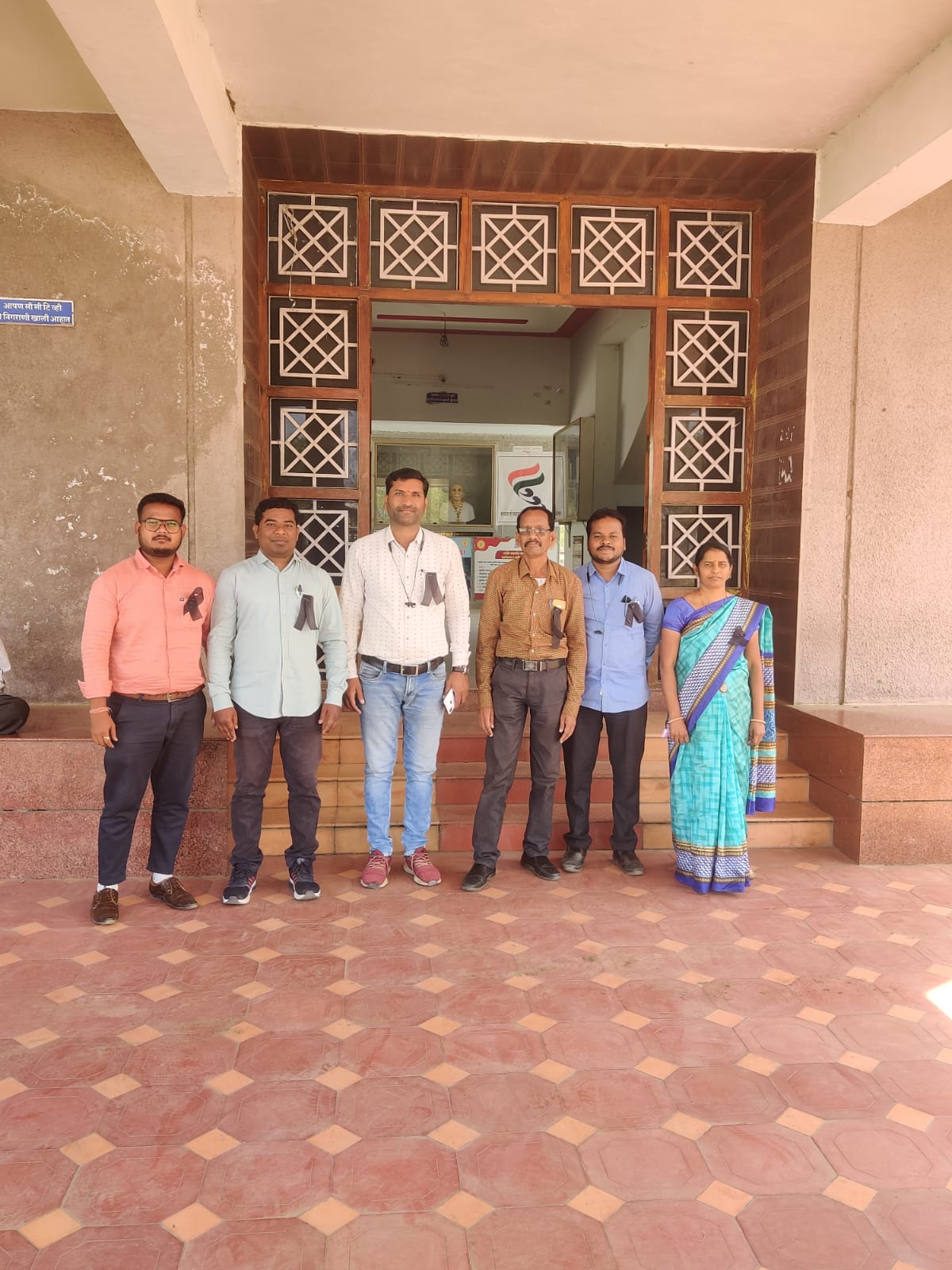 Read more about the article म.गा.रा. ग्रा.रोजगार हमी योजना कंत्राटी कर्मचाऱ्यांच्या प्रलंबित मागण्यासाठी काम बंद आंदोलन मागण्या मान्य न झाल्यास एक फेब्रुवारीपासून बेमुदत संप पुकारण्याचा दिला इशारा