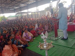 Read more about the article शिवसेनेतर्फे महिला मेळावा, हळदी कुंकू कार्यक्रम मोठ्या उत्सवात संपन्न