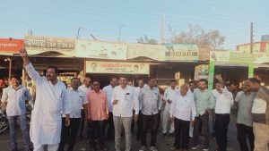 Read more about the article राळेगाव येथे महाविकास आघाडीच्या कार्यकर्त्यांनी विजयोत्सव फटाके फोडून केला साजरा