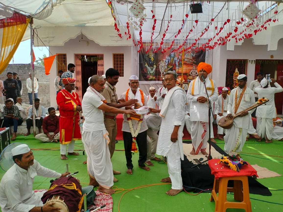 Read more about the article आष्टोणा येथे गुणामाता पुण्यस्मरण व महाशिवरात्रीच्या पर्वावर श्रीमद् भागवत कथा पर्व ज्ञानयज्ञ सप्ताह : अत्यंत भक्तिमय वातावणात मोठ्या उत्साहात साजरा