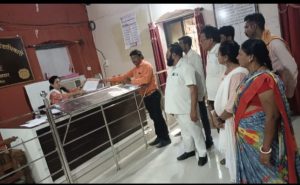 Read more about the article एकोना वेकोलि कोळसा खाणीतील ब्लास्टिंगमुळे परिसरातील गावांतील घरांना हादरे,मनसेने तहसीलदार यांना निवेदन देऊन केली ब्लास्टिंगवर प्रतिबंध लावण्याची मागणी